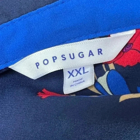 Sugar Pop Women’s Floral loose fitting button down blouse Size XXL - Picture 8 of 9